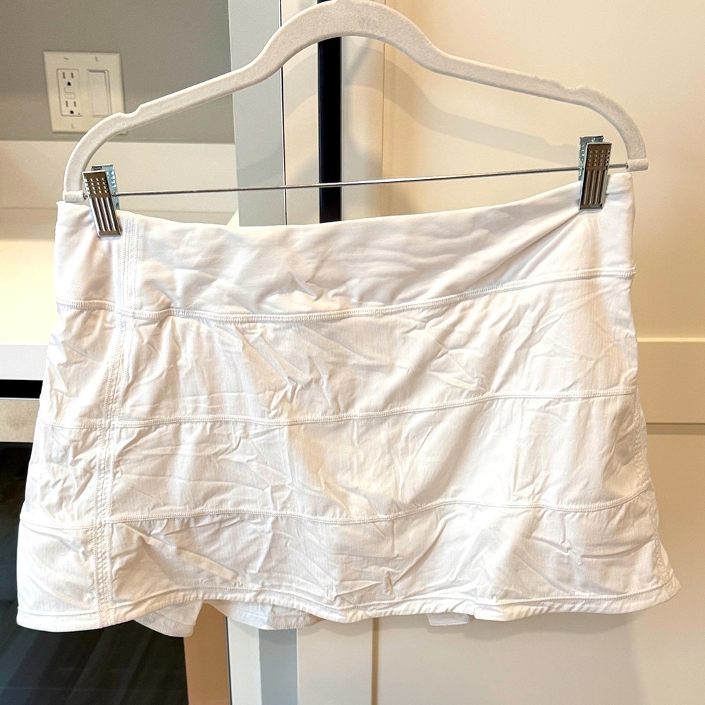 Lululemon Pace Rival Mid-Rise Skirt White Mini Skirt